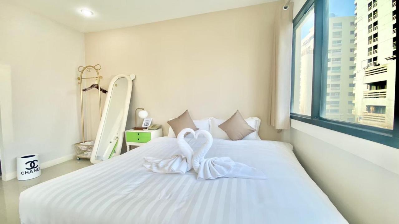 Abcyq Hotel Bangkok Exterior photo