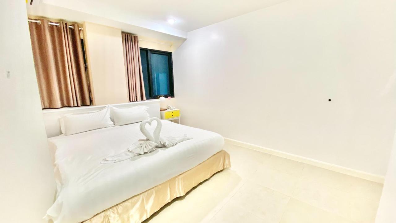 Abcyq Hotel Bangkok Exterior photo