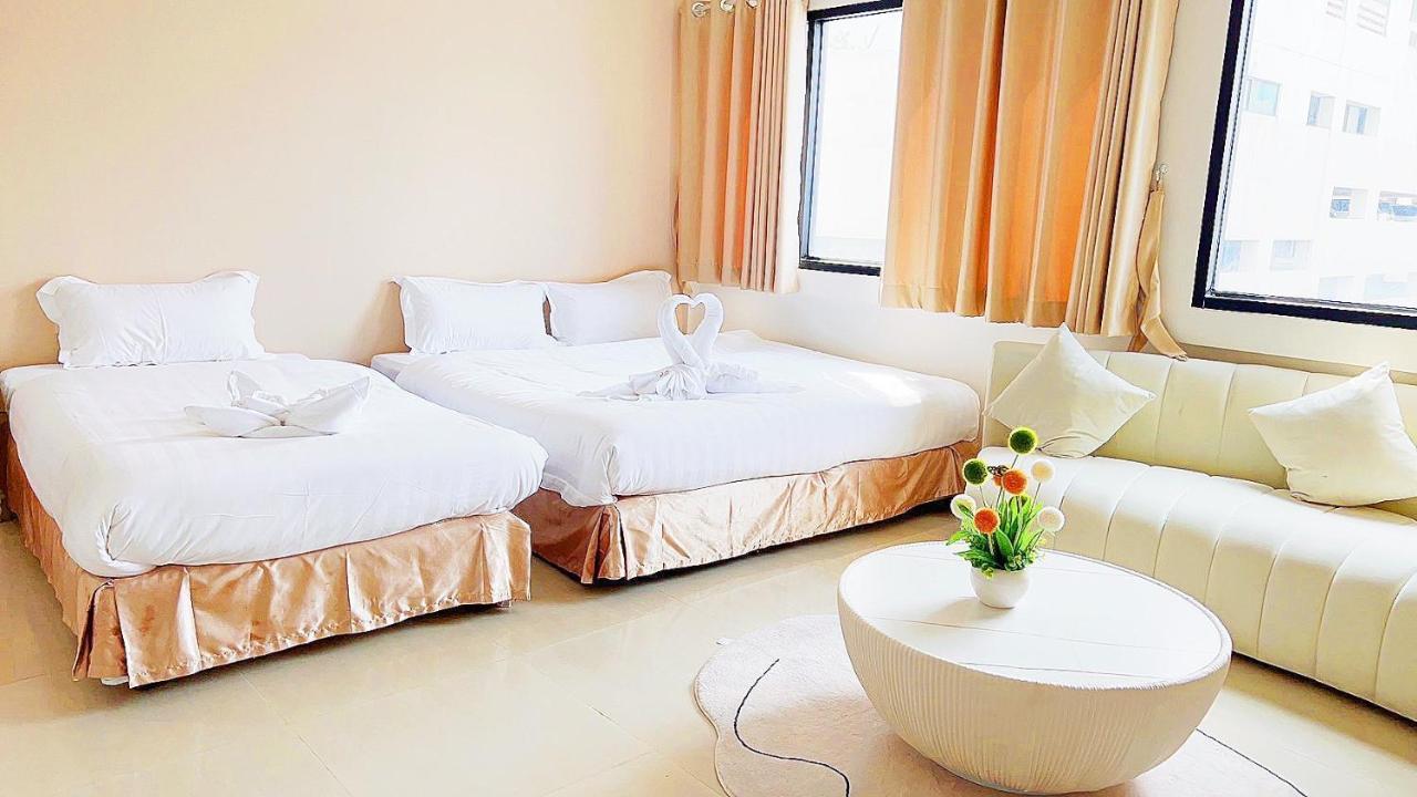 Abcyq Hotel Bangkok Exterior photo